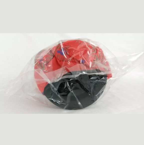 Avon International Porcelain Doll Masako 1991 - Picture 2 of 8